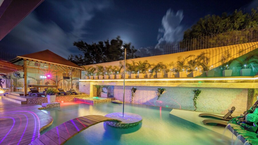 Luxury 6 Bedroom Villa in Sosua Beachfront Bliss Awaits