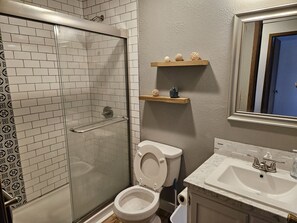 Towels - Home away from home 2BD ! (Anchorage)