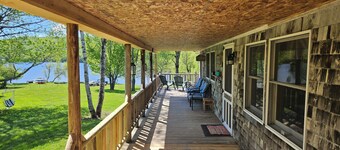 Spaulding Lake Cottage: 4-acre lakefront retreat in Northern Maine