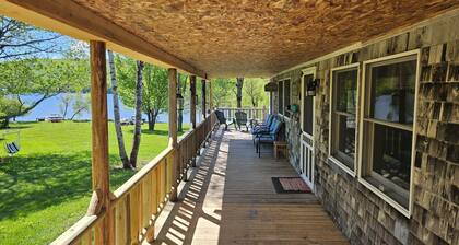 Spaulding Lake Cottage: 4-acre lakefront retreat in Northern Maine