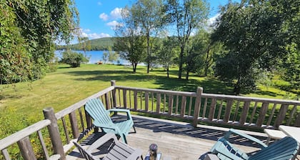 Spaulding Lake Cottage: 4-acre lakefront retreat in Northern Maine
