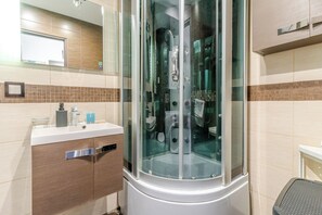 Bathroom - Spodek Comfort Studio (Katowice)