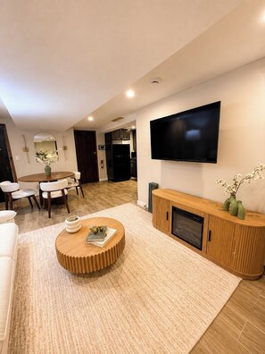 TV connectée, cheminée