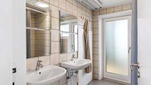 Bathroom - VillaVilla 952 - Grønhøj, Nordjylland (Løkken)