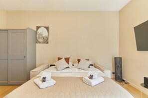 Apartment - Modern Suite Paris 16th District Seine Riverbank (Paris)