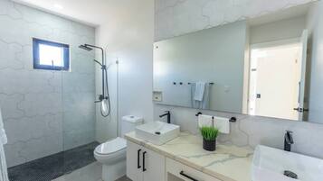 Villa, 3 Bedrooms, Accessible, Private Pool | Bathroom