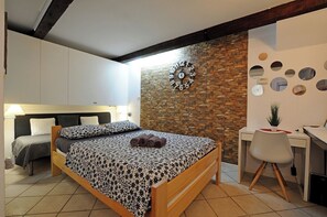 1 habitación, wifi y ropa de cama 