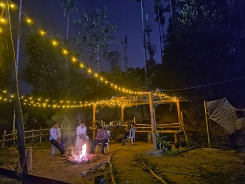 Fantastic 4-bedroom farmhouse in charming Wayanad for your getaway