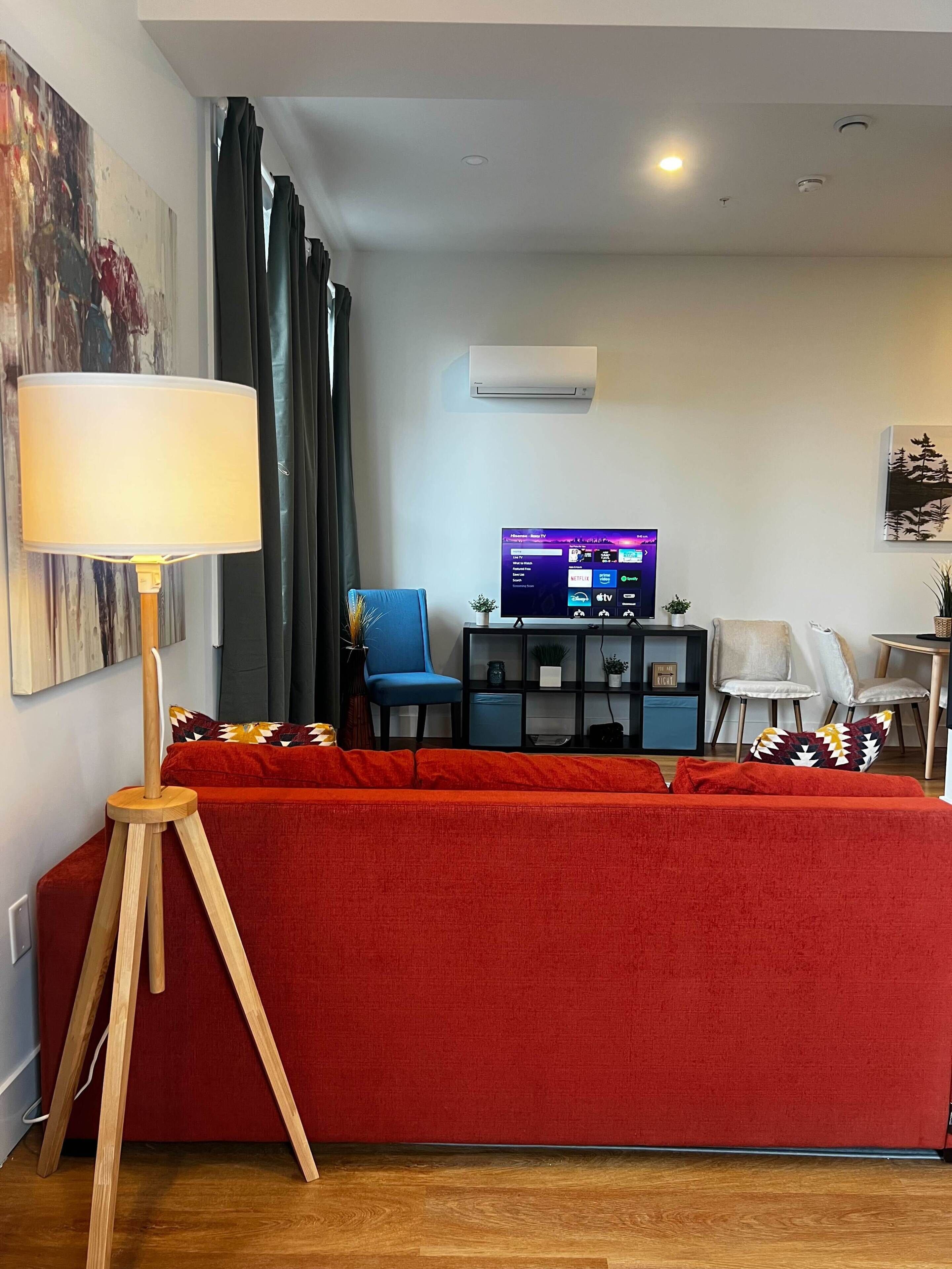 テレビ、書斎 / ワークスペース