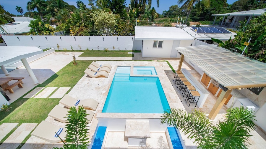 14 BR Getaway 2 Mins From Sosua Action!