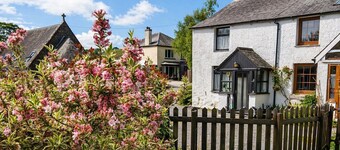 Spring Garden Cottage, Grizebeck ideal for exploring Southern Lakes and Morecambe Bay