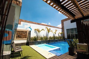 Outdoor pool - Hotel Boutique Piedra & Altura (Teotihuacan)