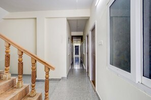 Interior - Collection O Mappedu Chennai (Thiruvallur)