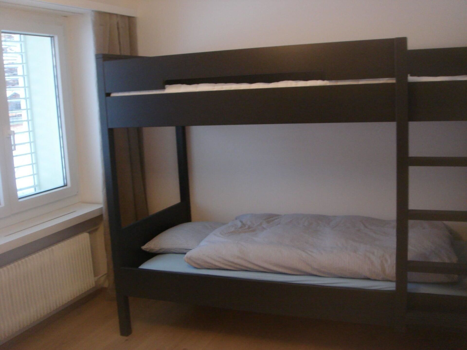 2 habitaciones, wifi gratis y ropa de cama 