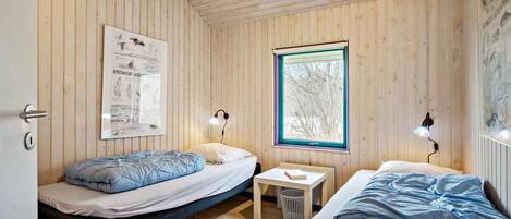 3 bedrooms, travel cot, free WiFi