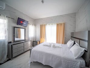 Villa, Multiple Bedrooms, Private Pool - 8BR Private Villa in Sosúa - 2 Mins From Nightlife (Sosúa)