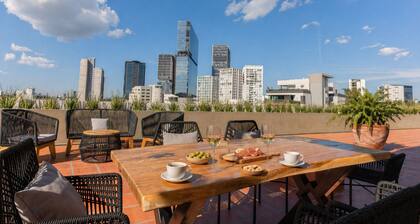 Cama King · rooftop bar · Country Club Guadalajara · limpieza diaria