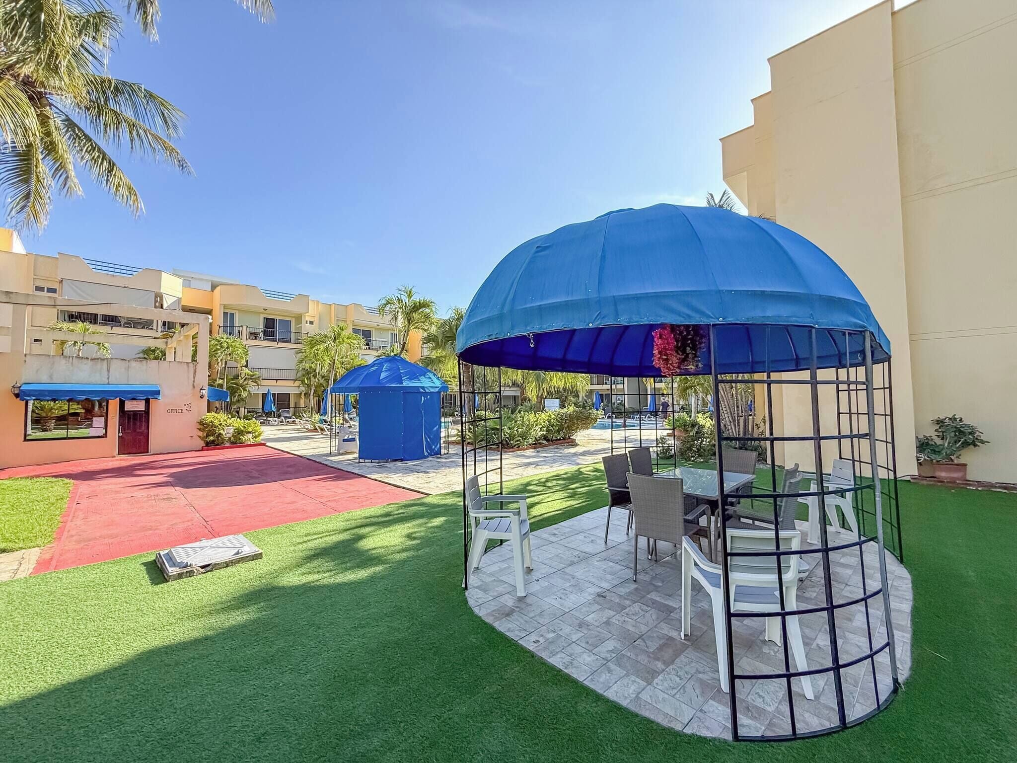 Condo, 1 phòng ngủ, sân hiên | Khu ẩm thực ngoài trời