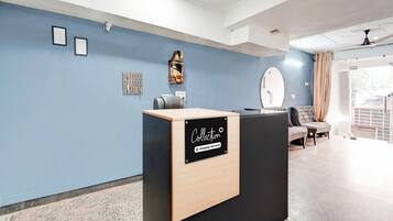 House | Reception