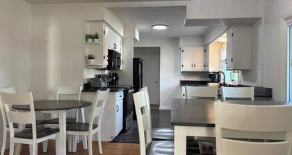 Gillette Getaway in Milford - Sleeps 16