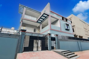 House | Exterior - Deluxe With Ganga View Hotel Neatflix and Chill (Bhubaneshwar)