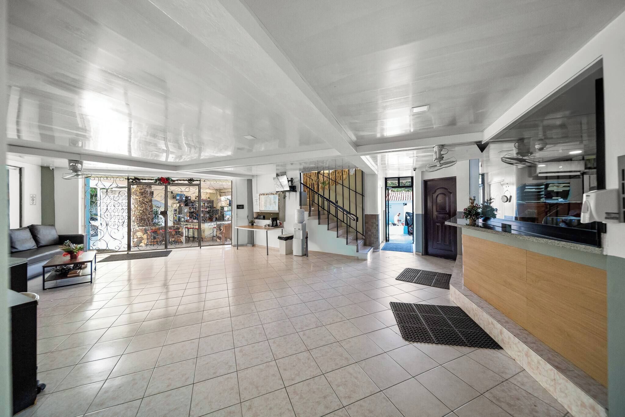 아파트, 침실 1개 | 로비
