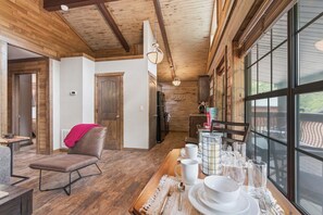 Interior - Table Rock Lake Cabin • Near SDC • Views • Sleeps 6 (Branson)