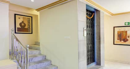 Deluxe Omkar Residency