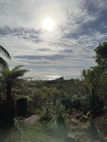 2 minutes to the beautiful Granity beach