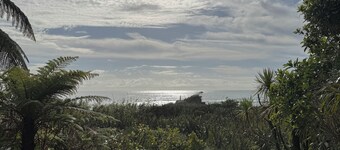 2 minutes to the beautiful Granity beach