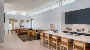 Interior - Polo Villas Bella 2 Homes Putting Green, Bocce Ball Sleeps 32 (La Quinta)