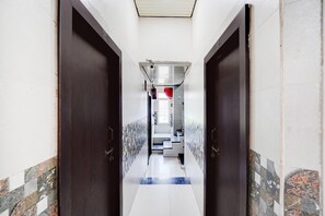 House | Interior - Deluxekrishna Janam Bhoomi (Mathura)