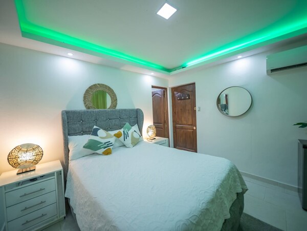 Room-room In Sosua With Nice Jacuzzi - Caribbean
