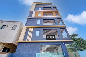 House | Exterior - Deluxe RSL Guest House (Guntur)
