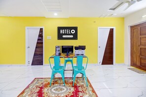 House | Reception - Deluxe RSL Guest House (Guntur)