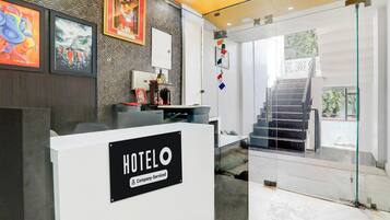 House | Reception