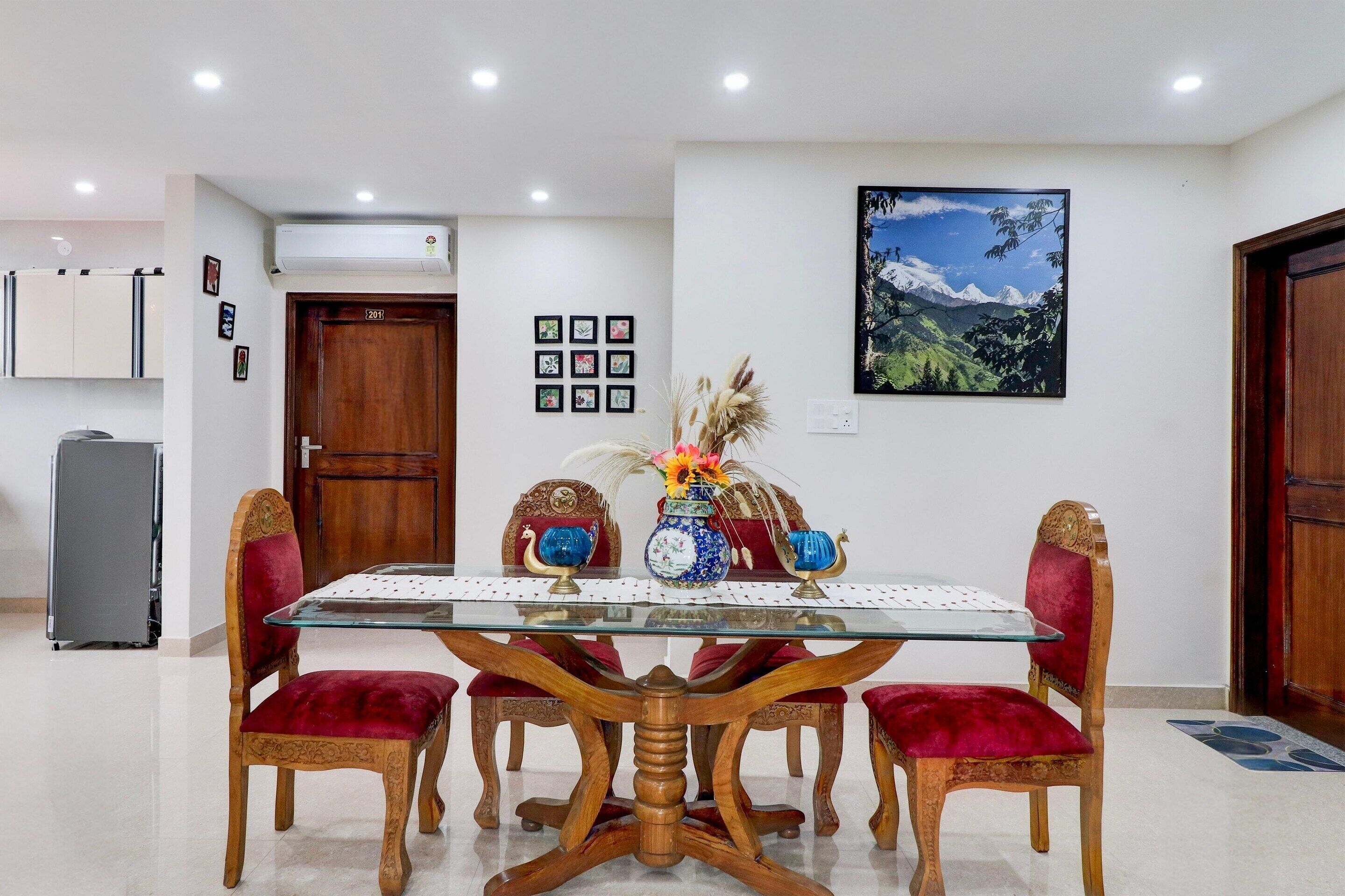 House | Reception