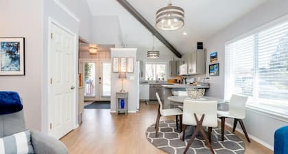 Elegant Fairway Frontage Retreat-Eagle Crest Resort 3BD 2.5BA Centrally Located