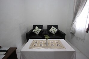 Executive Double Room | Interior - Yasminstar Hotel (Muntok)
