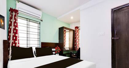 Deluxe Hotel O Guntur
