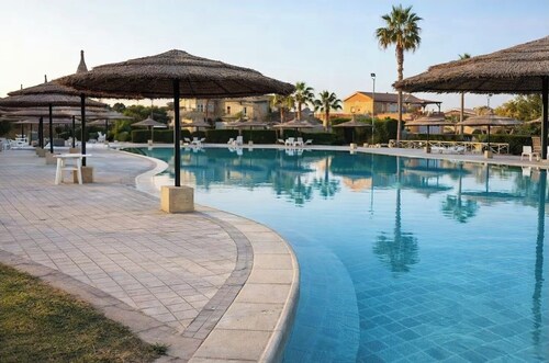LUXURY 4BD VILLA in Sokhna Private Beach and Pool Access