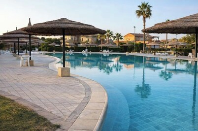 LUXURY 4BD VILLA in Sokhna Private Beach and Pool Access