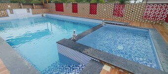 HOTEL SONIA MAHI INN