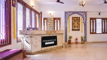 House | Reception