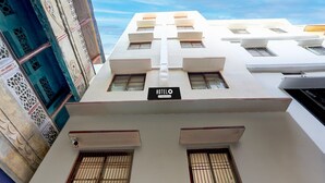 A hotel with a sign indicating 'HOTEL' and a view of the sky. - Classic With Balcony Dashashwamedh Ghat Varanasi (Varanasi)