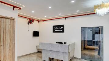 House | Reception