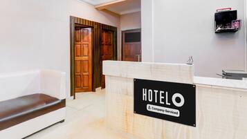 House | Reception