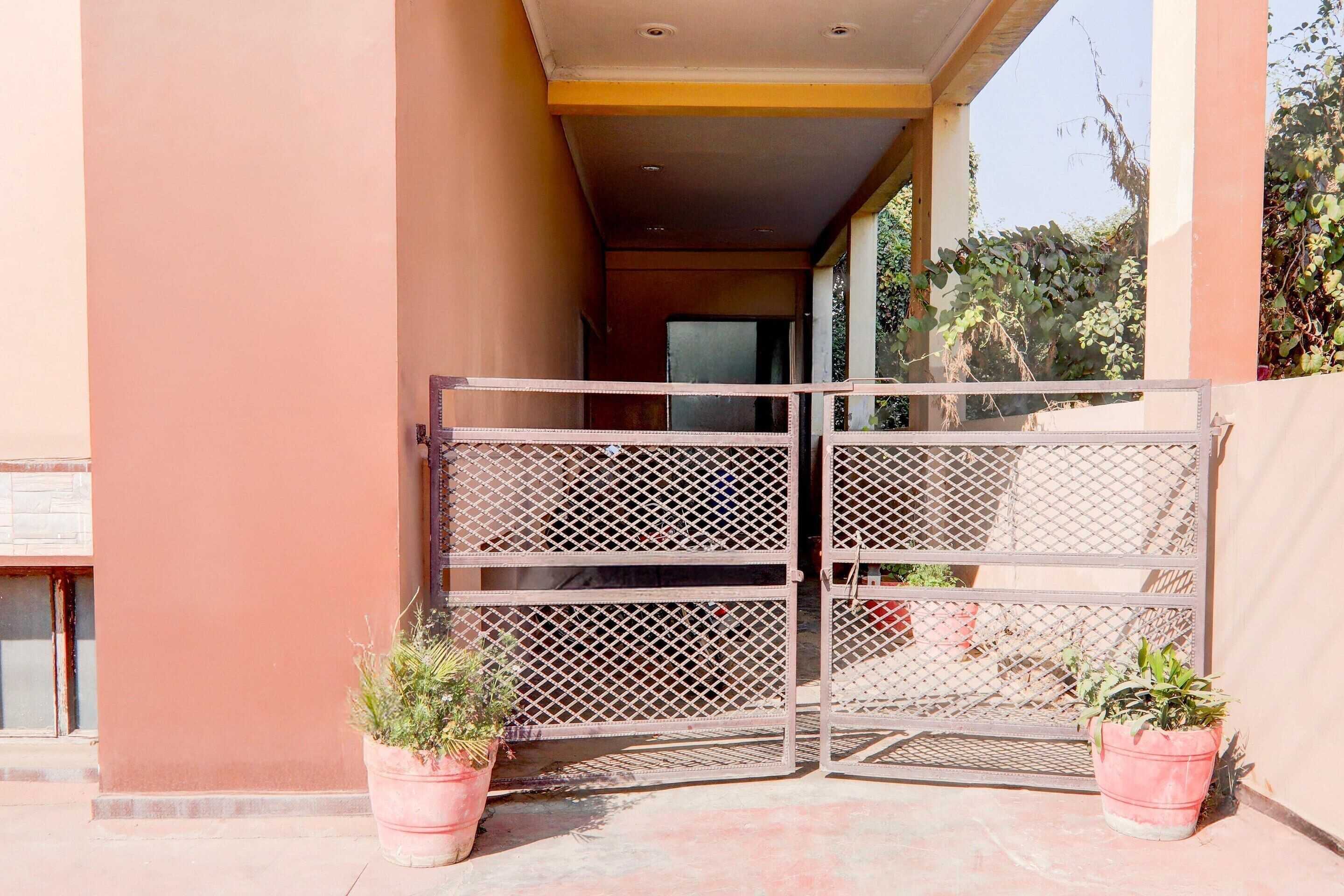 Rumah | Resepsionis