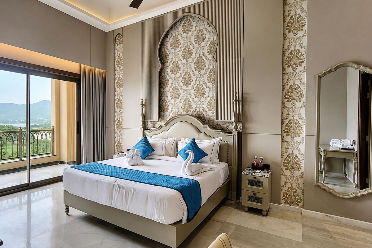 Imperial Suite Lake View Room | In-room safe, desk, blackout drapes, iron/ironing board