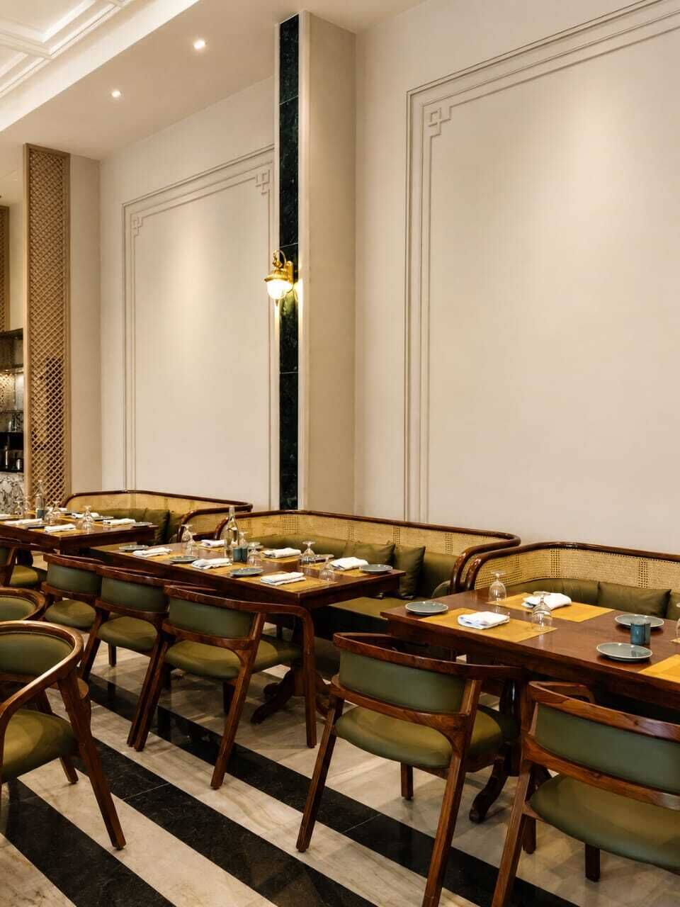 Se ofrece un desayuno bufé todos los días (por un coste adicional)